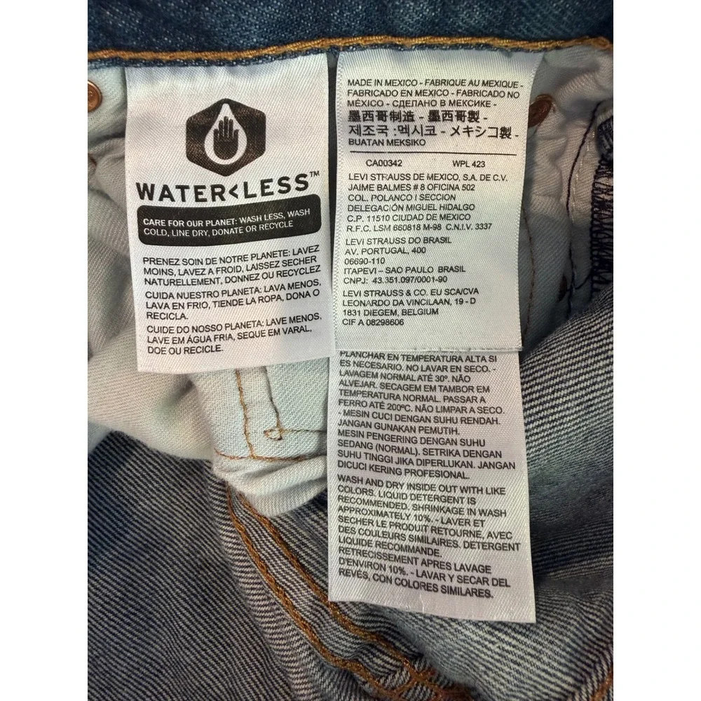 Levis 501 Original Fit Jeans Mens W33 L34 Medium Wash Blue Button Fly 00501-0000